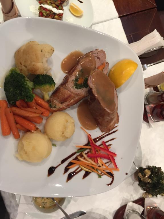蒙搭涅特罗央庄园酒店 特罗扬 外观 照片
